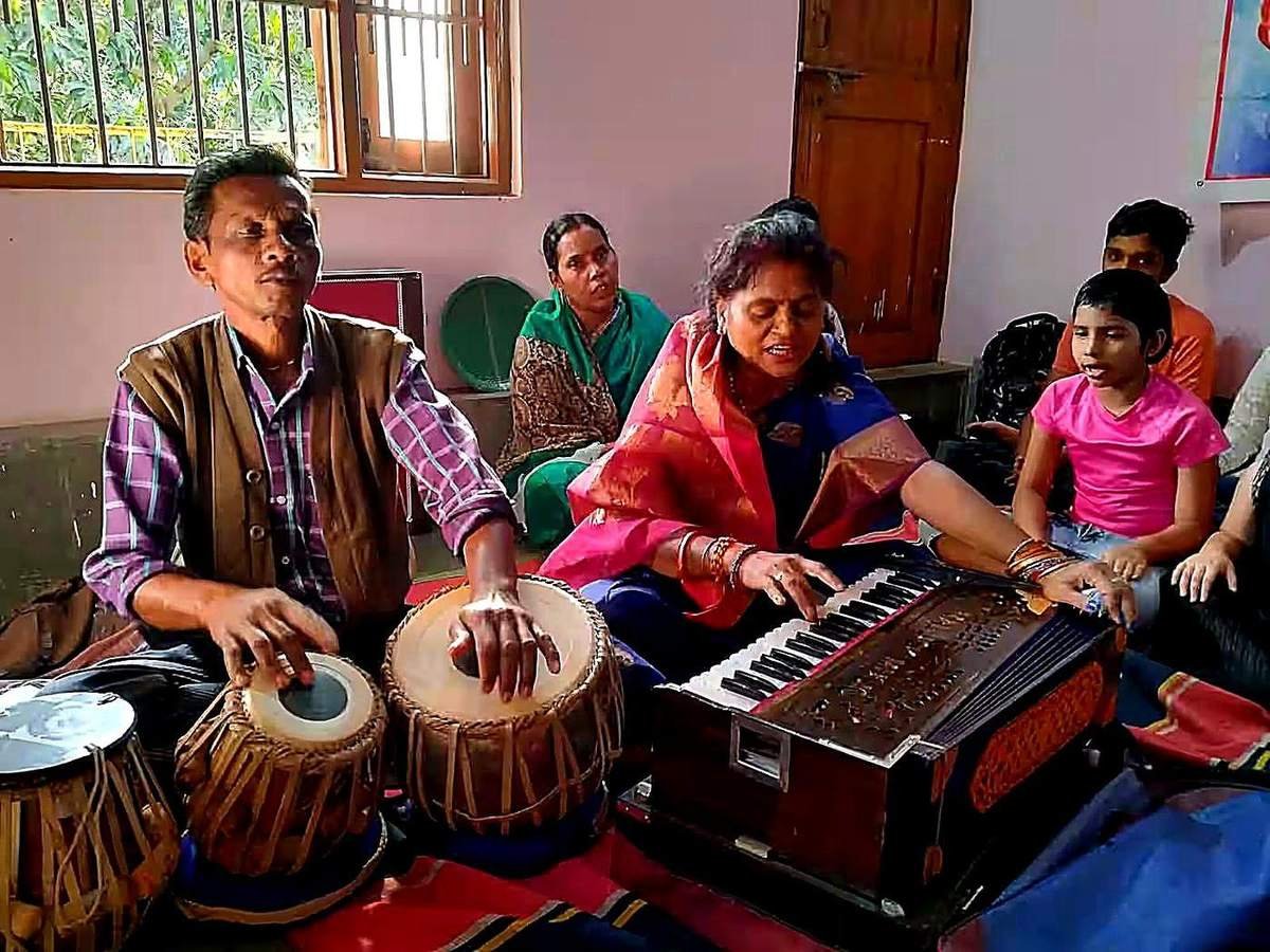 Harmonium and tabla music class in progress