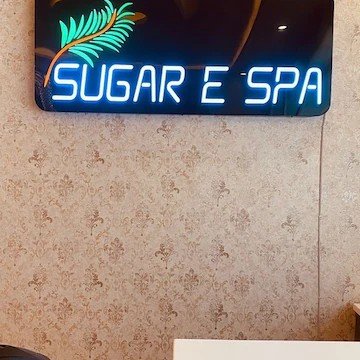 Sugar E Spa neon sign at Gomti Nagar Lucknow spa
